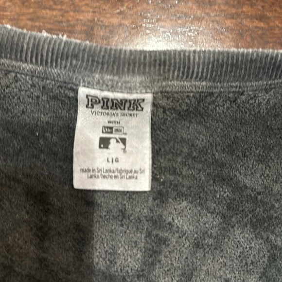 Pink Yankees crop sweatshirt - Picture 2 of 4